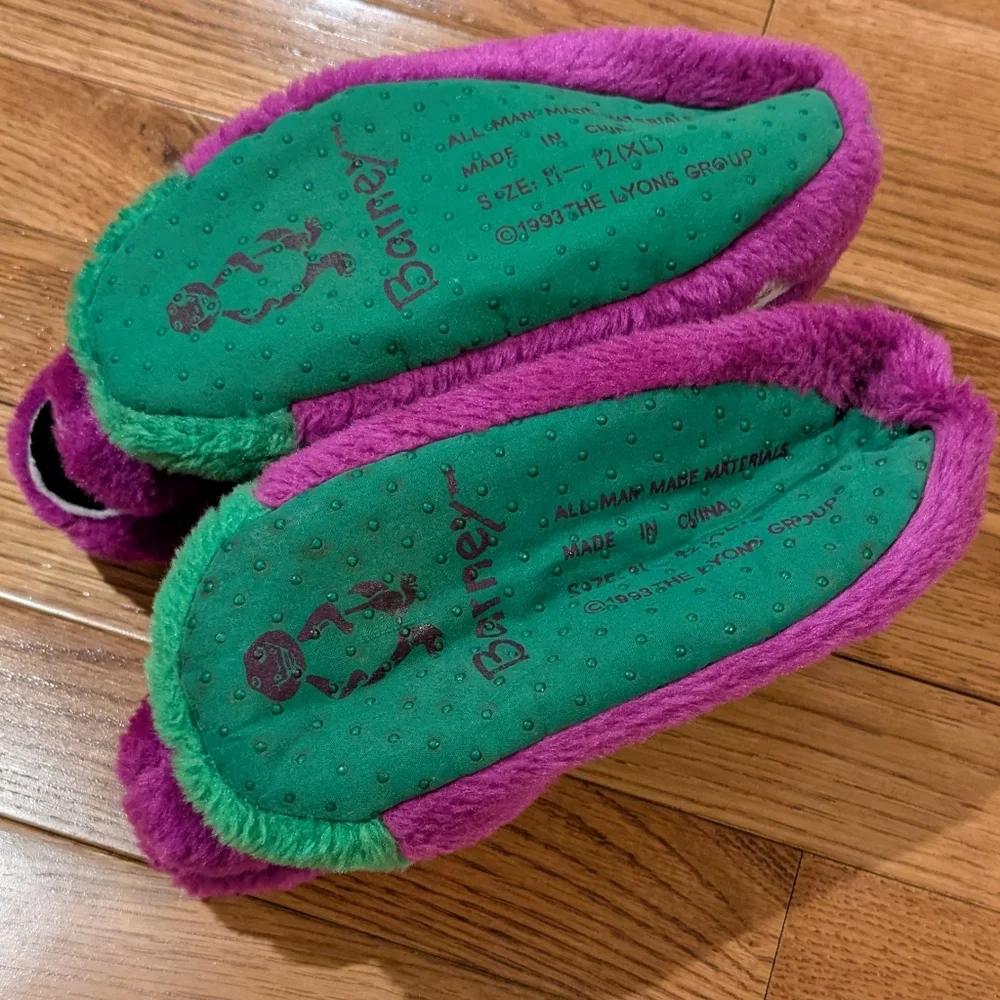 Barney The Dinosaur 1993 Purple and Green Plush Slippers  11-12 XL
